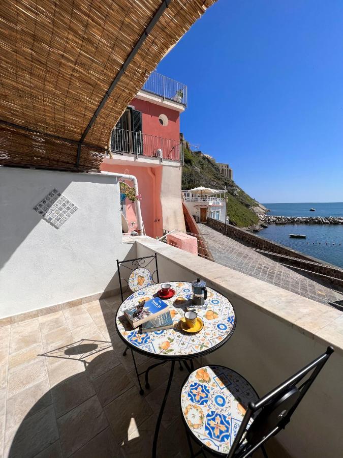 Calilla House By Procida Reserve Apartamento Exterior foto